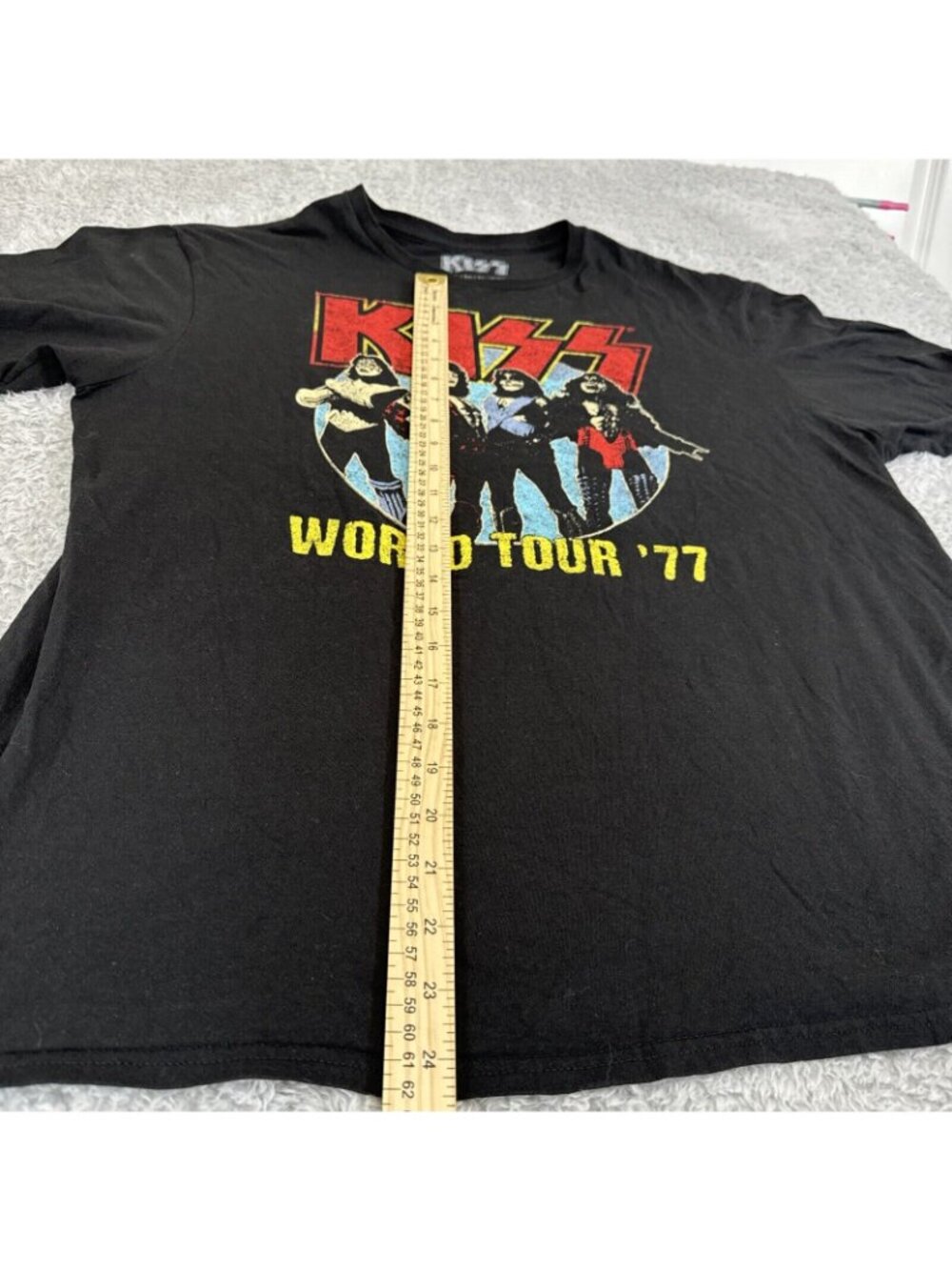 2022 KISS World Tour 77 Black Graphic T-Shirt XL Cotton Mad Engine Rock Concert - Picture 5 of 11
